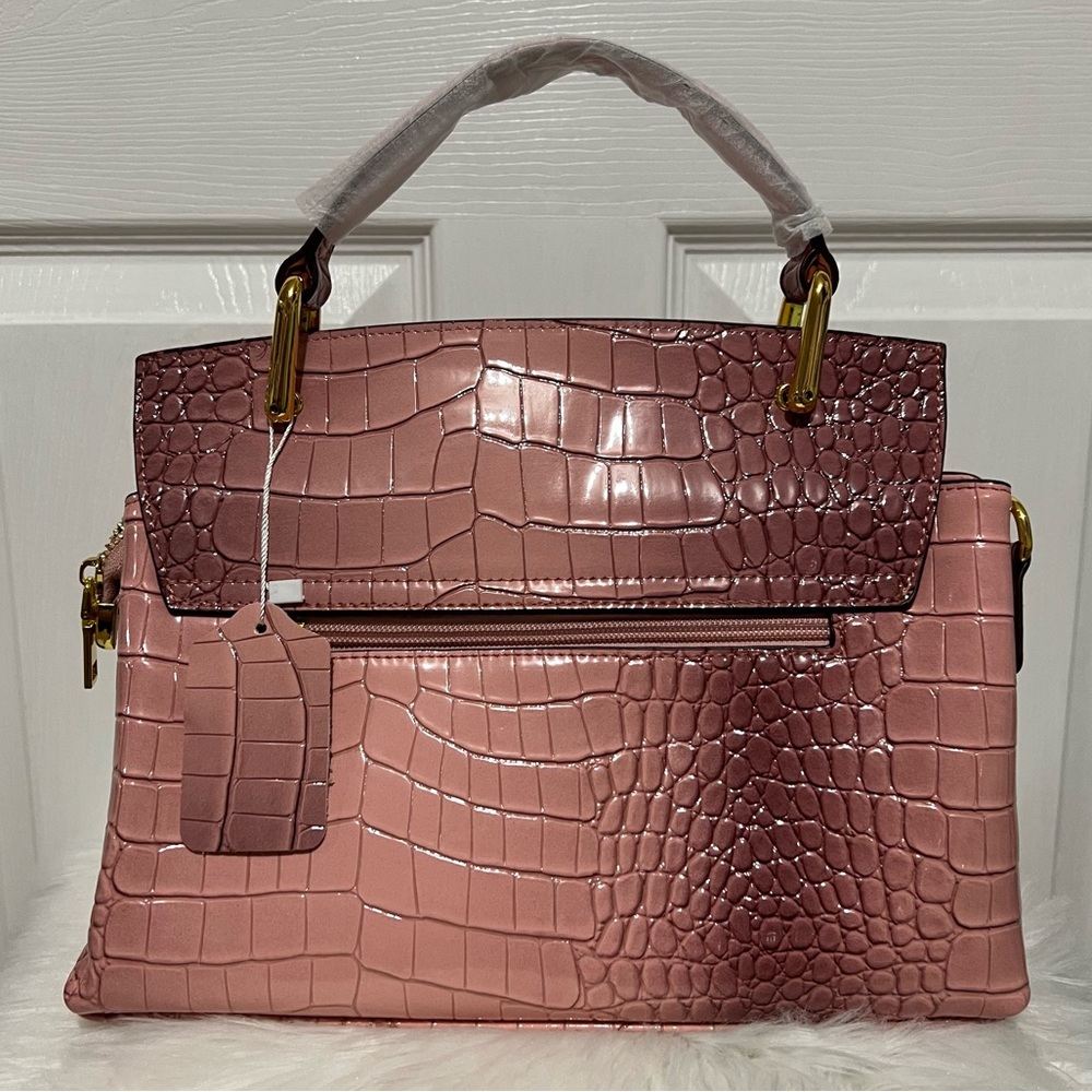💗 *NWT* Elegant Pink Crocodile‎ Pattern Handbag - Picture 3 of 7